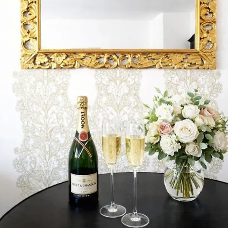 Adagostay Gold - Luksusowy Premium - Centrum - Blisko Zamku Ksiaz